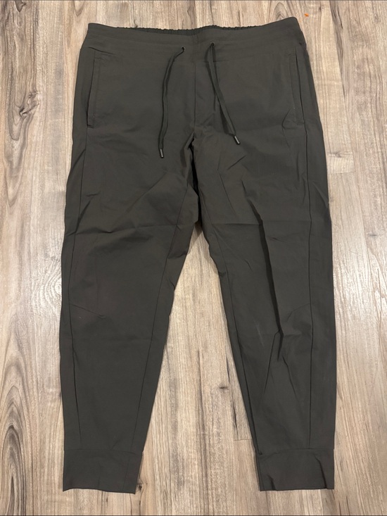 Windriver Other - WindRiver Men's Dark Charcoal Jogger Pants with Drawstring Waist